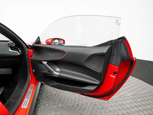 Certified 2022 Ferrari SF90 Stradale image 32