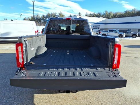 Used 2024 Ford F250 XLT w/ FX4 Off-Road Package image 6