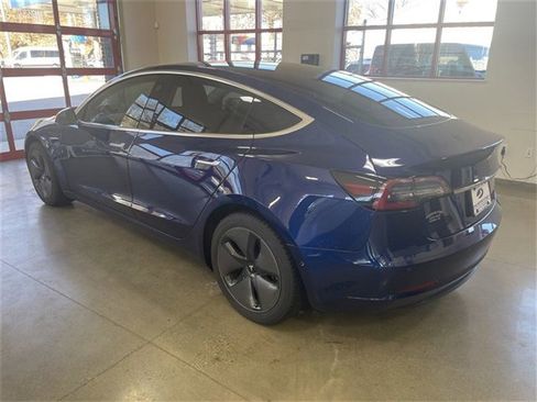 Used 2020 Tesla Model 3 Long Range image 5