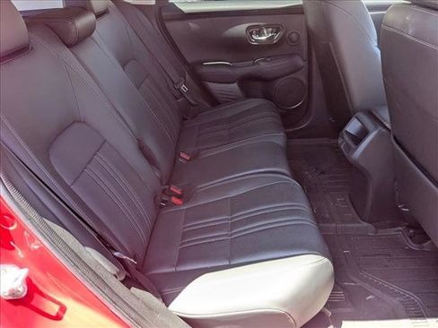 Used 2024 Honda HR-V EX-L image 18