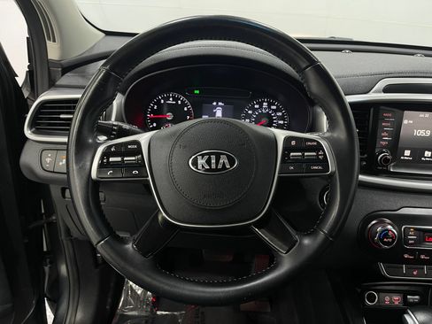 Used 2020 Kia Sorento S FWD image 20