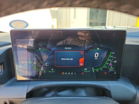 Used 2024 Ford Mustang Convertible image 13