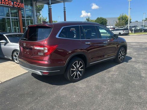 Used 2021 Honda Pilot Touring image 3
