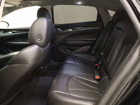 Used 2017 Buick LaCrosse Premium image 17