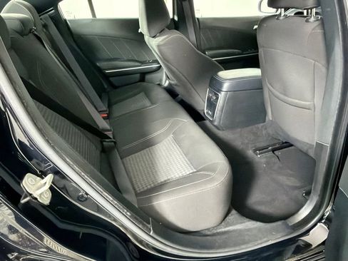 Used 2023 Dodge Charger SXT RWD image 15