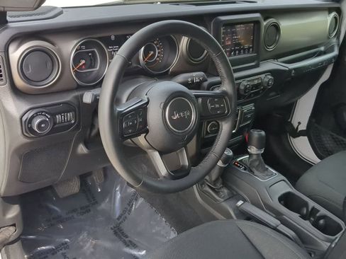 Certified 2020 Jeep Wrangler Unlimited Sport S AWD/4WD image 10