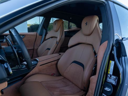 Certified 2025 Ferrari Purosangue image 30