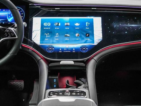 New 2026 Mercedes-Benz EQS 400 4MATIC SUV image 13