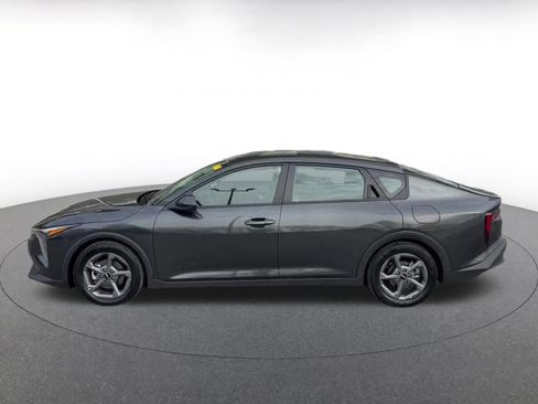 Used 2025 Kia K4 LXS image 9