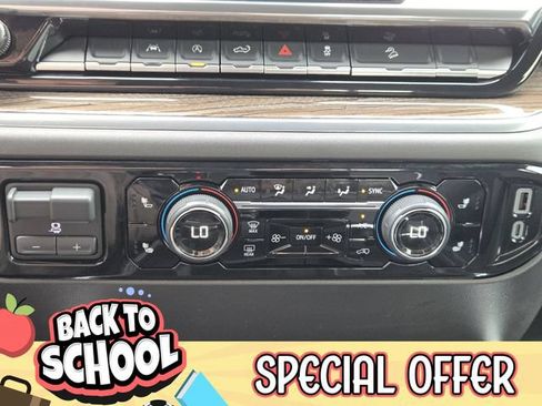 Used 2025 Chevrolet Silverado 1500 LT Trail Boss w/ Convenience Package II AWD/4WD image 19