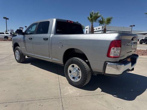 Certified 2022 RAM 2500 Big Horn AWD/4WD image 3
