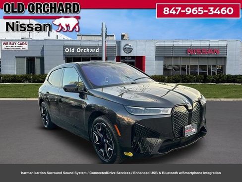 Used 2022 BMW iX xDrive50 w/ Premium Package AWD/4WD image 6