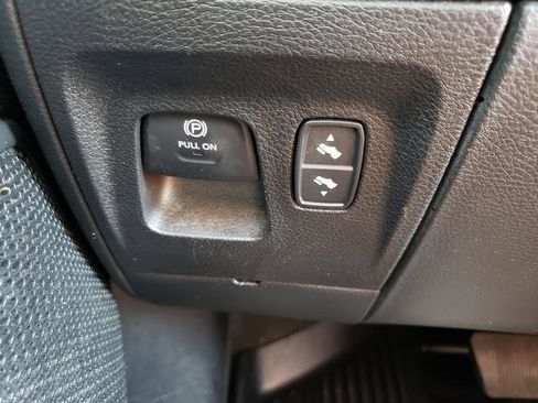 Used 2022 RAM 1500 Big Horn AWD/4WD image 31