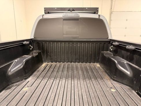 Used 2021 Toyota Tacoma TRD Sport image 10