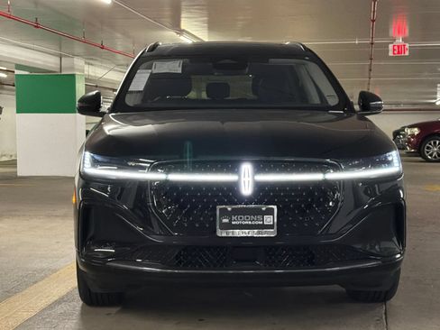 New 2026 Lincoln Nautilus Reserve AWD/4WD image 3