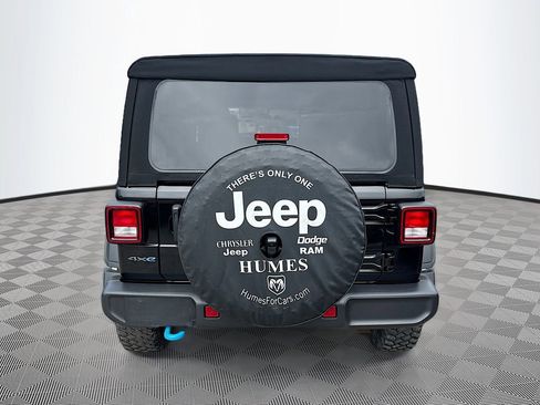 Used 2023 Jeep Wrangler Unlimited image 7
