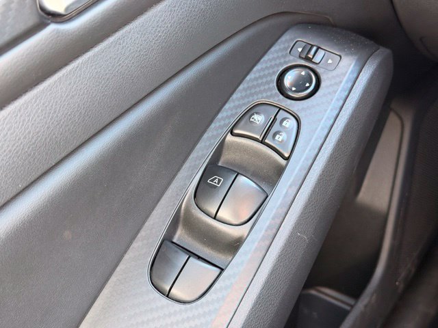 Used 2025 Nissan Altima 2.5 SV FWD image 23