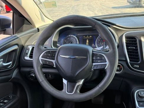Used 2016 Chrysler 200 Limited FWD image 12