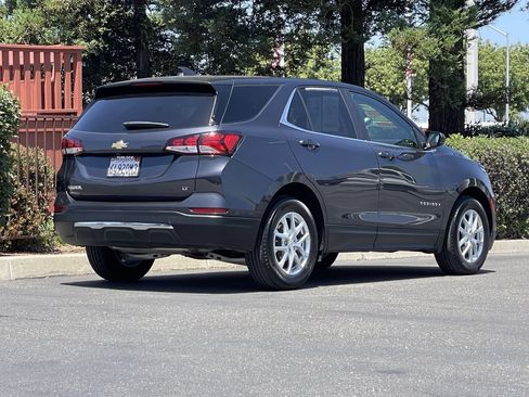 Used 2022 Chevrolet Equinox LT FWD image 6