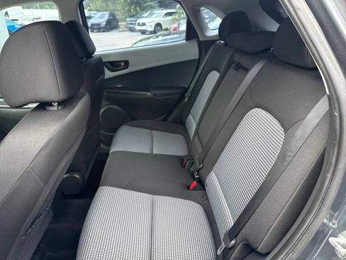 Used 2021 Hyundai Kona SE FWD image 13