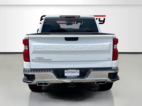 Used 2024 Chevrolet Silverado 1500 LT w/ Z71 Off-Road Package image 6