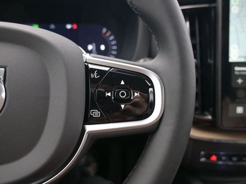 New 2026 Volvo XC60 B5 Plus w/ Protection Package Premier image 25