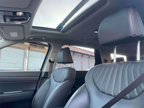 Used 2023 Hyundai Palisade Limited image 21