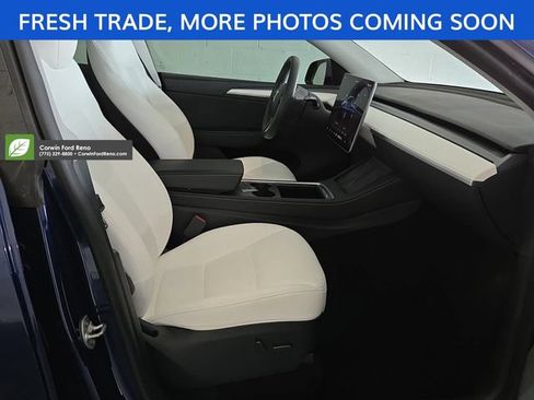Used 2023 Tesla Model Y Long Range AWD/4WD image 10