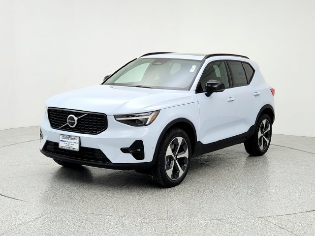New 2026 Volvo XC40 B5 Plus w/ Protection Package Premier AWD/4WD image 1
