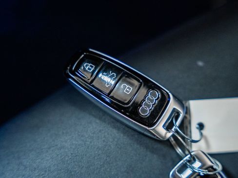 Used 2022 Audi RS e-tron GT w/ Carbon Performance Package image 48