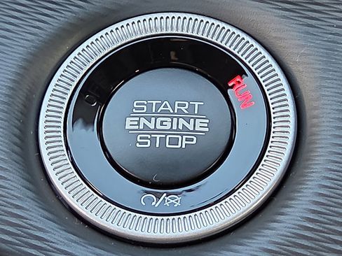 New 2025 Jeep Grand Cherokee L Laredo w/ Luxury Tech Group I image 19