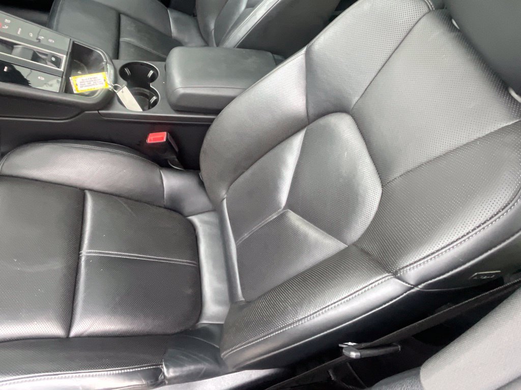 Used 2023 Porsche Macan AWD/4WD image 14