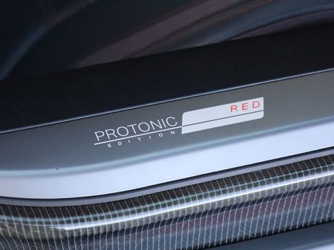 Used 2017 BMW i8 image 19