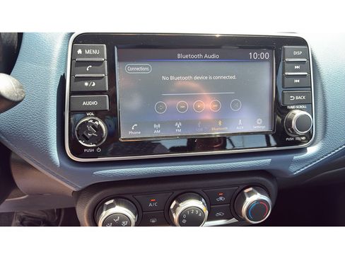 Used 2025 Nissan Versa SV FWD image 15