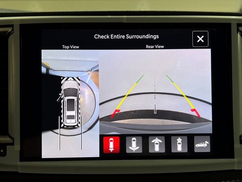 New 2025 Chrysler Pacifica Select image 21