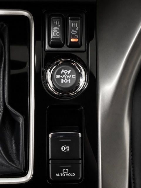 Used 2025 Mitsubishi Eclipse Cross AWD image 34