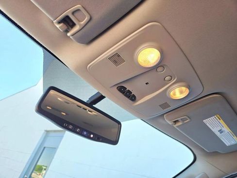 Used 2010 Chevrolet Traverse LT w/ Personal Connectivity Package FWD image 26