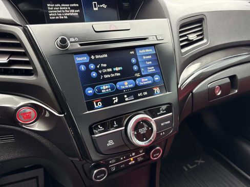 Used 2019 Acura ILX w/ Premium & A-SPEC Package image 33