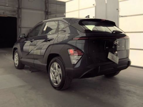 Used 2026 Hyundai Kona SE FWD image 2