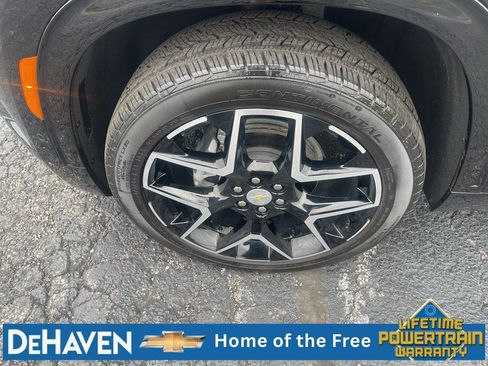 Used 2026 Chevrolet Traverse High Country w/ LPO, Floor Liner Package AWD/4WD image 10