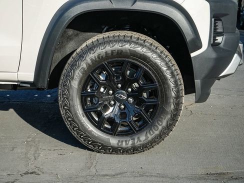 New 2026 Chevrolet Colorado Trail Boss AWD/4WD image 10