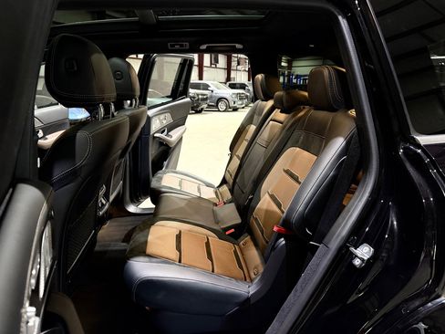 Used 2021 Mercedes-Benz GLS 63 AMG 4MATIC image 18