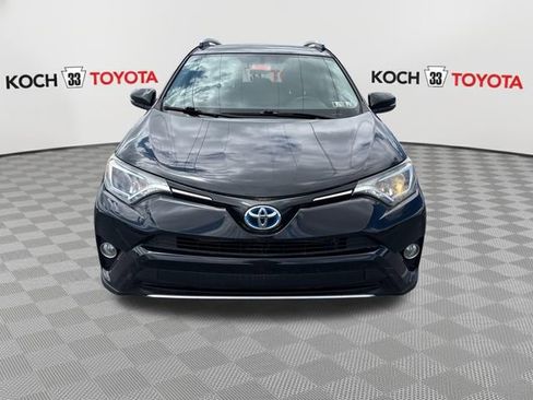 Used 2016 Toyota RAV4 XLE AWD/4WD image 2