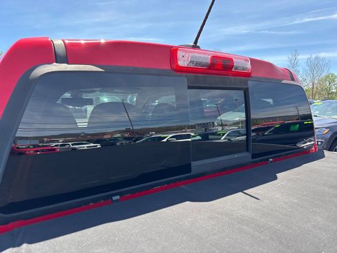 Used 2016 GMC Canyon SLE w/ SLE Convenience Package AWD/4WD image 13