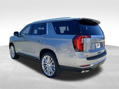 New 2026 GMC Yukon Denali w/ Denali Reserve Package AWD/4WD image 3