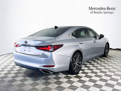Used 2023 Lexus ES 350 w/ Premium Package FWD image 7
