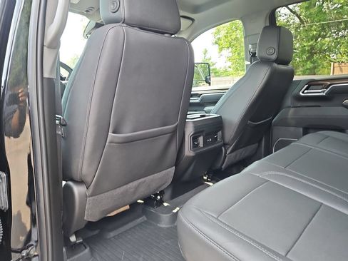 Used 2025 Chevrolet Silverado 2500 LT w/ Trail Boss Package AWD/4WD image 18