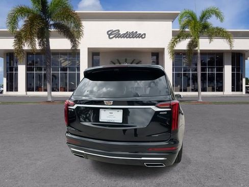 Used 2023 Cadillac XT6 Premium Luxury w/ Technology Package image 13