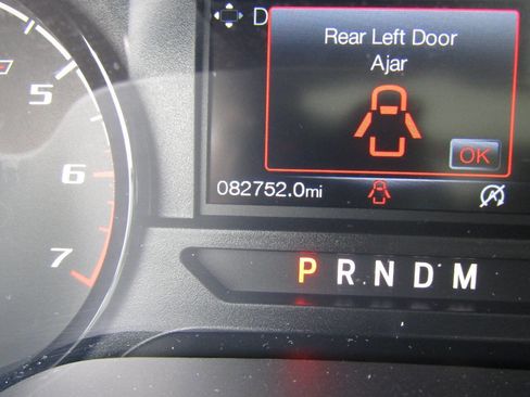 Used 2019 Ford F150 XLT w/ Equipment Group 302A Luxury AWD/4WD image 19