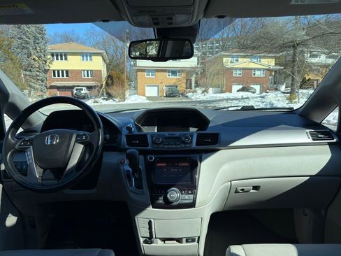 Used 2014 Honda Odyssey EX-L image 32